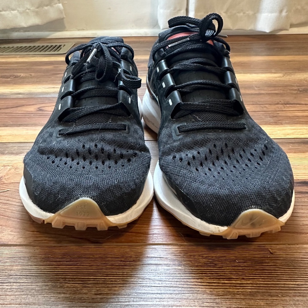 Black Nike Air Zoom Vomero 16 - Picture 3 of 9